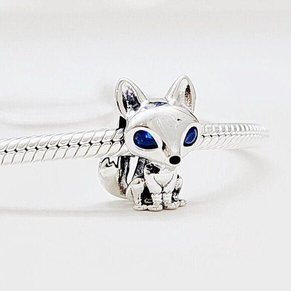 Pandora Blue-Eyed Fox Charm - Picture 1 of 5